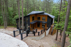 Cuddle Up Couples Cabin Broken Bow, Privacy Included